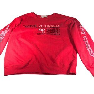 Wound Up Womens Sz Medium 7-9  Sweatshirt Crewneck Love Yourself Graphic Red New